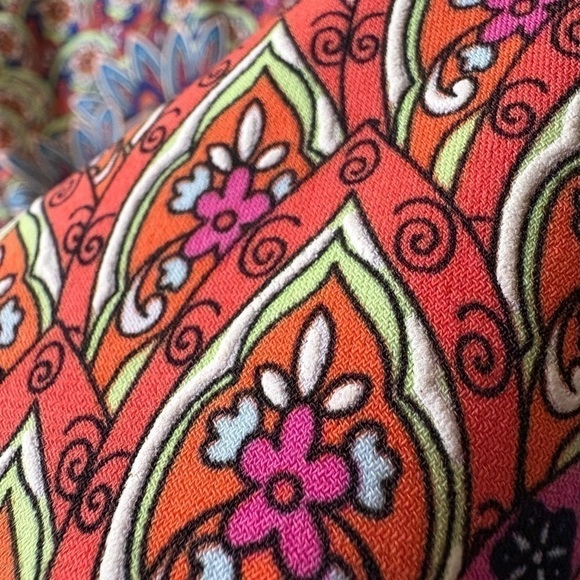 Hippie Boho Statement Piece Big Bell Sleeves
Rich Vibrant Multi Color EUC Small - Picture 12 of 13